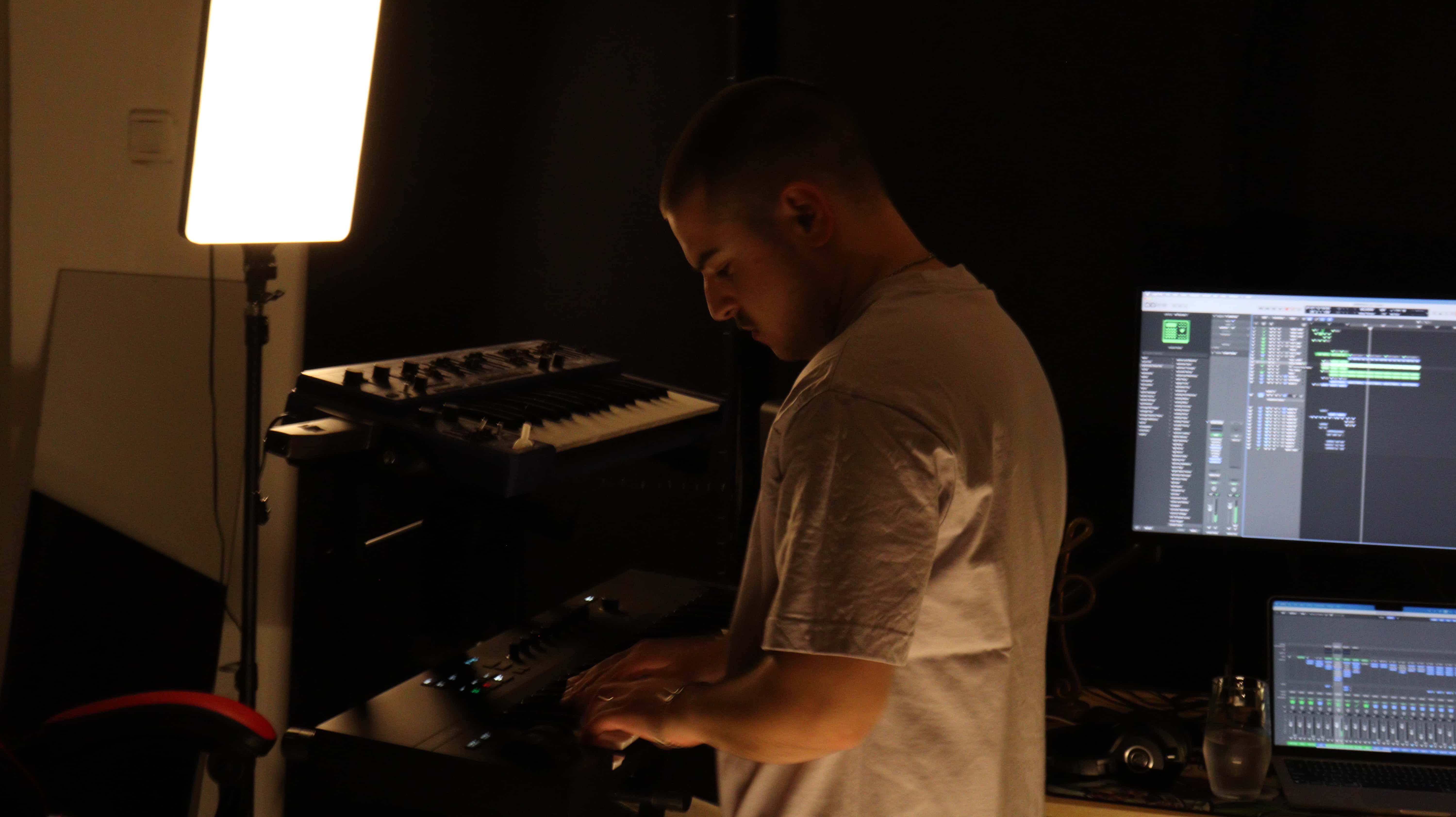 Building a track on a MIDI keyboard